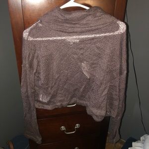 AMERICAN EAGLE SHEER CROPPED SWEATER